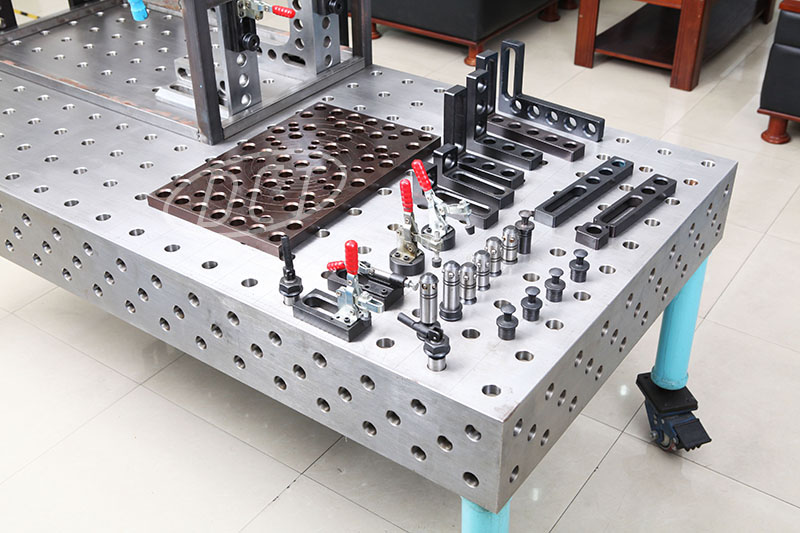 DCT品牌焊接工装